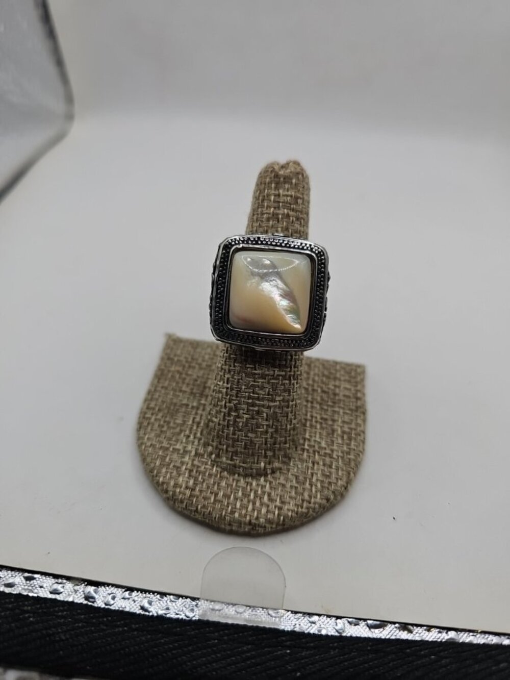 Ring Mother Of Pearl Silver Size 6.25